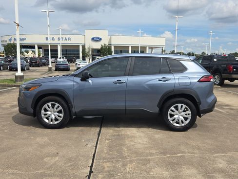 Used 2026 Toyota Corolla Cross L FWD image 9