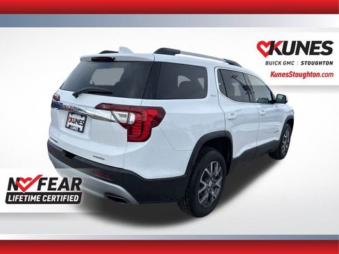 Used 2023 GMC Acadia SLT image 11