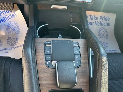 Used 2025 Mercedes-Benz GLE 350 4MATIC image 19