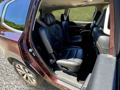Used 2020 Kia Telluride S image 26