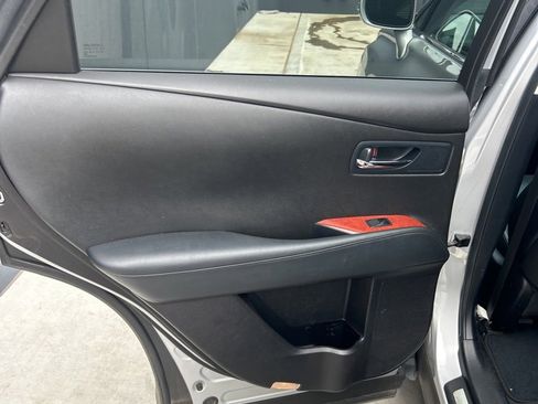 Used 2010 Lexus RX 350 2WD image 13