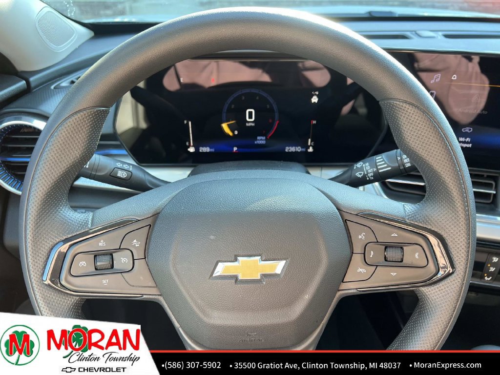 Certified 2024 Chevrolet Trax LT FWD image 19