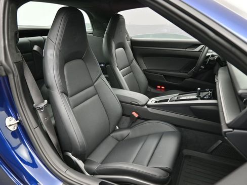 Certified 2024 Porsche 911 Targa 4S AWD/4WD image 28