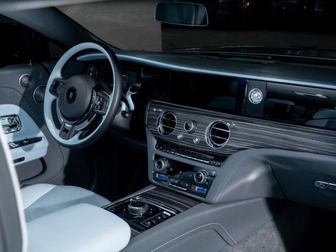 Used 2024 Rolls-Royce Spectre w/ Spectre Launch Package AWD/4WD image 10