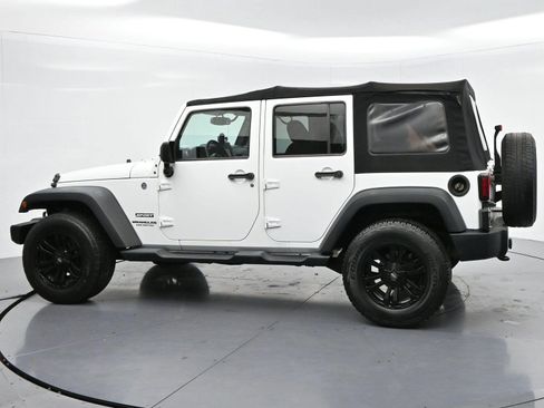 Used 2015 Jeep Wrangler Unlimited Sport w/ Quick Order Package 24S AWD/4WD image 5