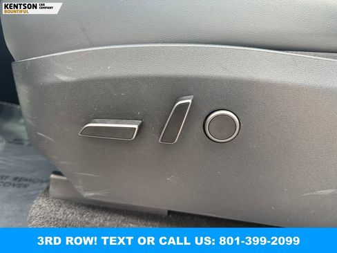 Used 2023 Tesla Model Y Long Range AWD/4WD image 25