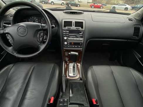 Used 2001 Nissan Maxima GLE w/ (W08) Meridian Edition Pkg image 16