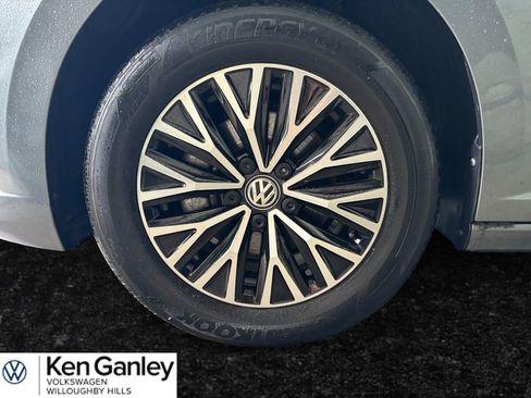 Certified 2021 Volkswagen Jetta FWD image 7