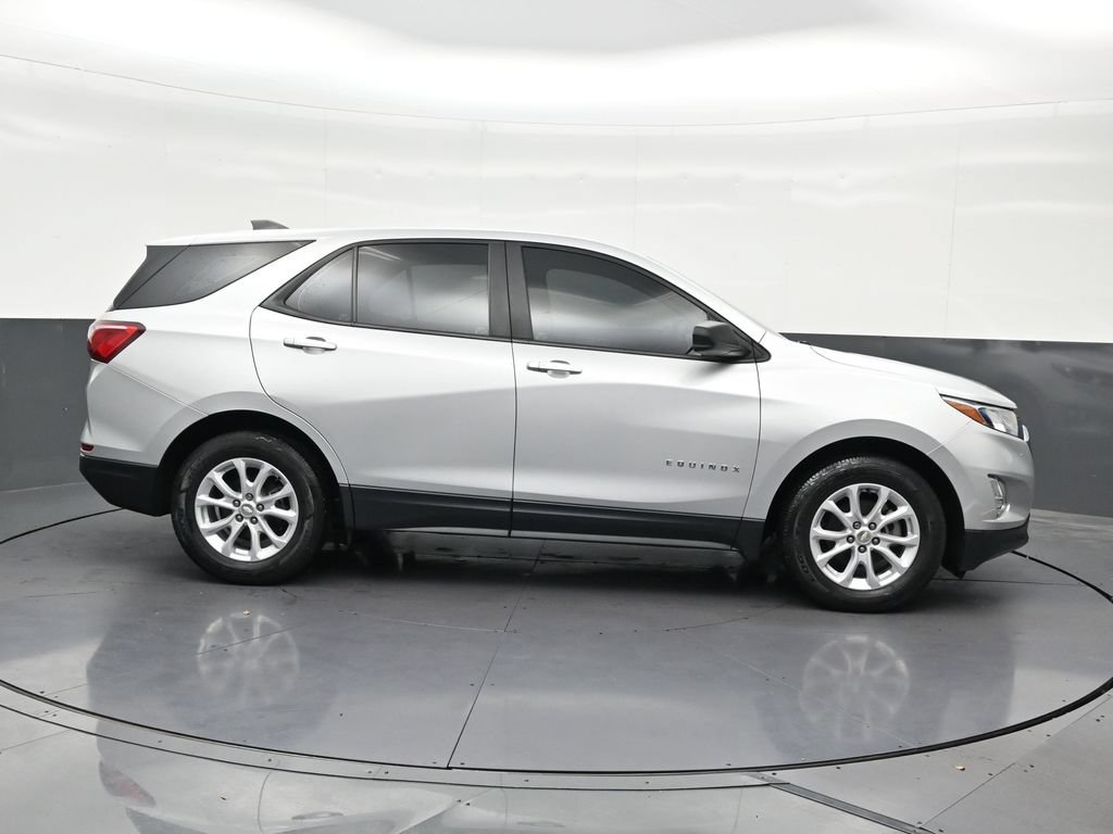 Used 2021 Chevrolet Equinox LS FWD image 7