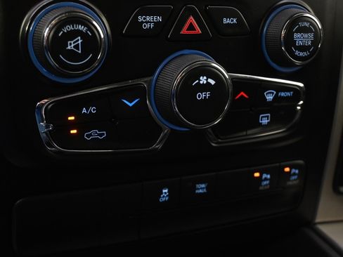 Used 2016 RAM 1500 Big Horn image 28