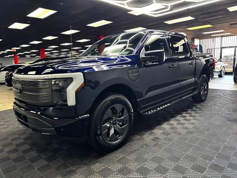Used 2023 Ford F150 Lightning Lariat w/ Equipment Group 511A High image 8