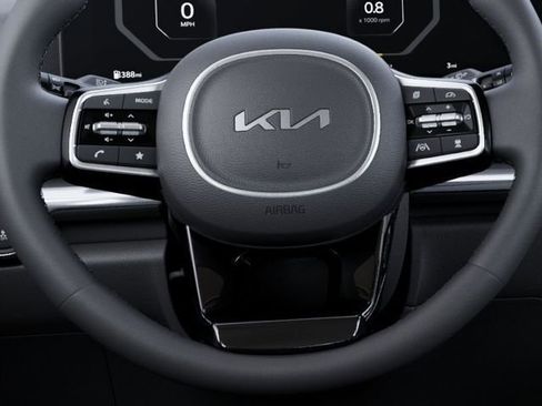New 2026 Kia Carnival FWD image 22
