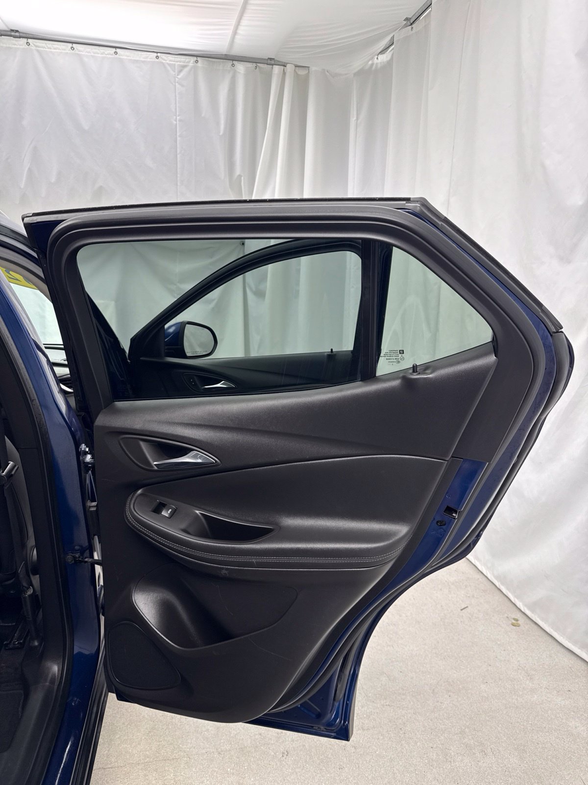 Used 2023 Buick Encore GX Select FWD image 31