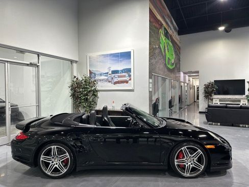 Used 2010 Porsche 911 Turbo AWD/4WD image 27