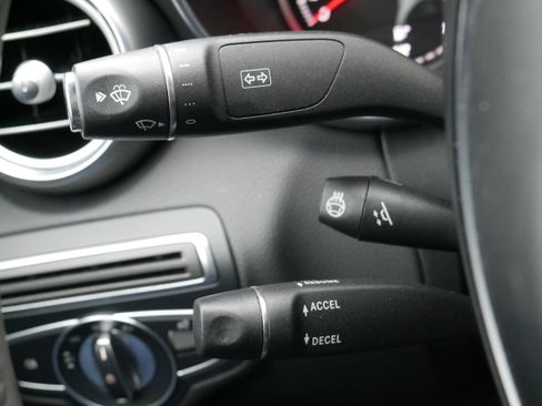 Used 2018 Mercedes-Benz C 300 4MATIC Sedan image 23