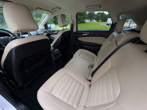Used 2023 Ford Edge SEL AWD/4WD image 24