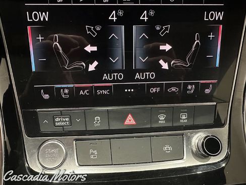 Used 2019 Audi Q8 Premium Plus w/ Premium Plus AWD/4WD image 37
