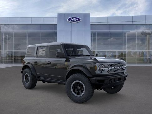 New 2025 Ford Bronco Badlands image 7