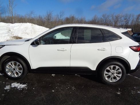 Used 2025 Ford Escape Active image 1