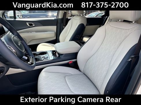 Certified 2026 Kia Carnival EX FWD image 13