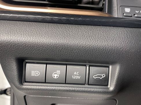 Used 2025 Toyota Grand Highlander AWD Hybrid image 14