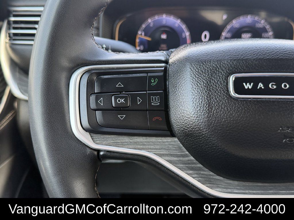 Used 2024 Jeep Wagoneer Series III AWD/4WD image 14