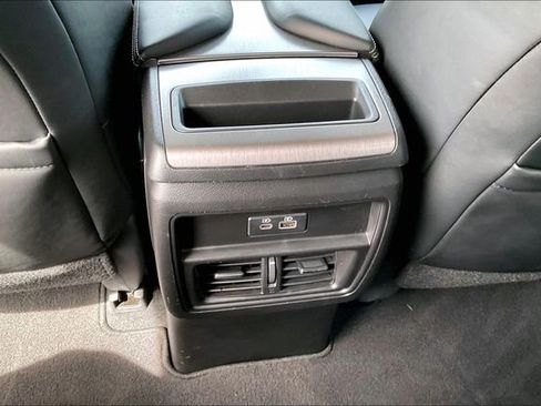 Certified 2020 Nissan Murano SV w/ Premium Package FWD image 31