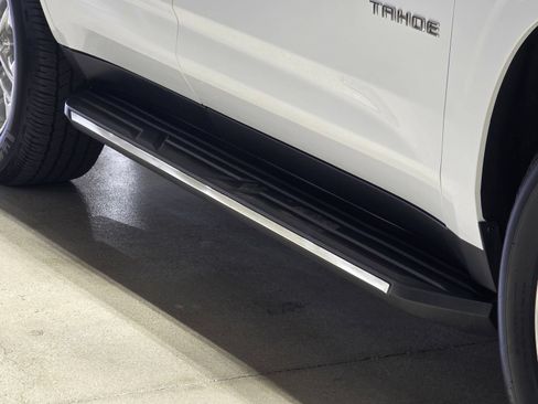 Used 2023 Chevrolet Tahoe Premier AWD/4WD image 11