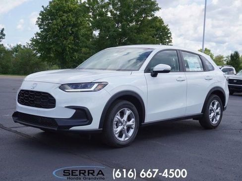 Certified 2026 Honda HR-V LX image 1