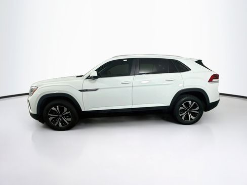 Used 2024 Volkswagen Atlas Cross Sport SE FWD image 4