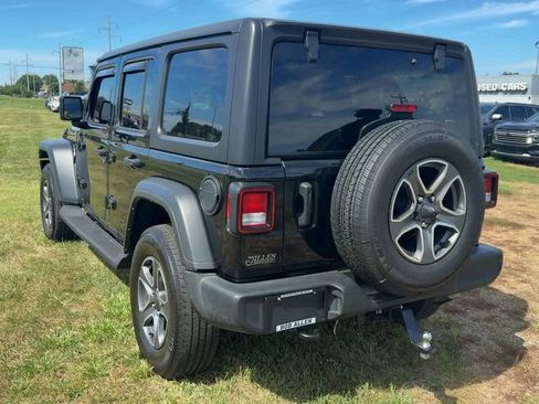 Used 2022 Jeep Wrangler Unlimited Sport AWD/4WD image 5