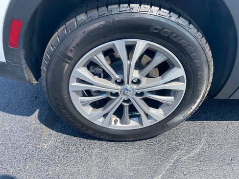 Used 2022 Buick Envision Preferred FWD image 25