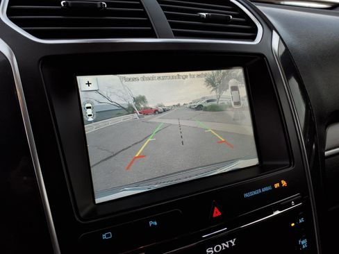 Used 2018 Ford Explorer Sport w/ Equipment Group 401A image 21