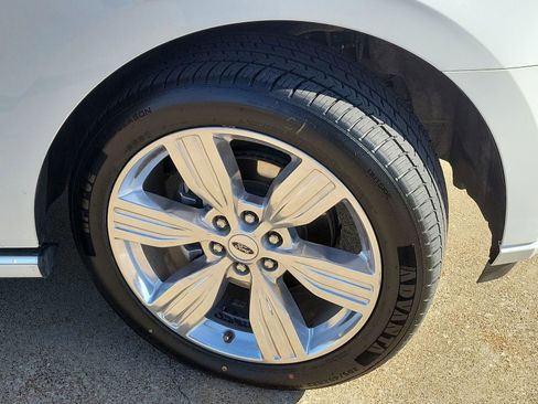 Used 2023 Ford Expedition Platinum image 35