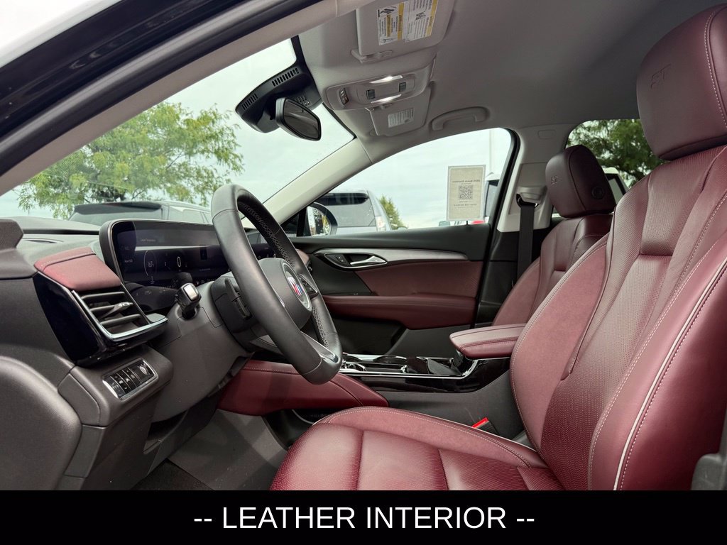 Used 2025 Buick Envision Sport Touring AWD/4WD image 7