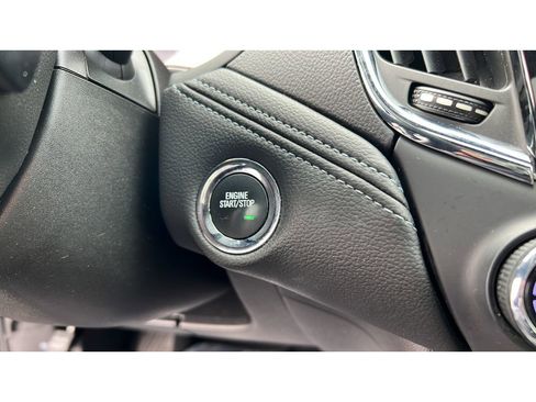 Certified 2017 Chevrolet Cruze Premier image 17