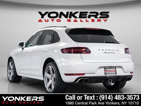 Used 2016 Porsche Macan Turbo AWD/4WD image 4