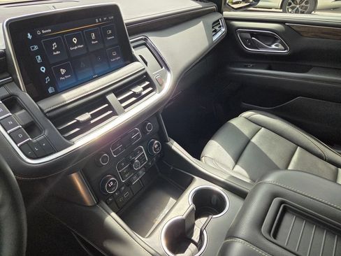 Used 2023 Chevrolet Tahoe Premier w/ Premium Package 2 AWD/4WD image 44