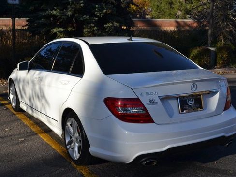 Used 2013 Mercedes-Benz C 300 4MATIC Sedan image 9