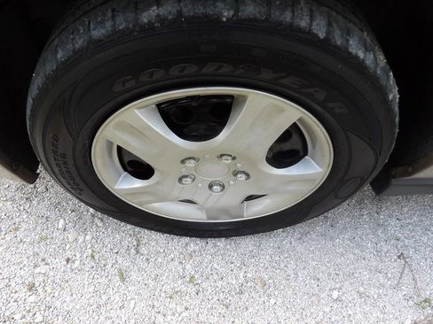 Used 2003 Chevrolet Impala image 16