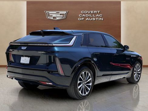 Certified 2024 Cadillac Lyriq Sport AWD/4WD image 4
