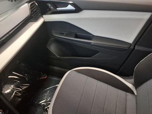 New 2026 Volkswagen Taos S AWD/4WD image 21