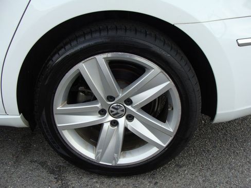 Used 2016 Volkswagen CC Sport FWD image 35