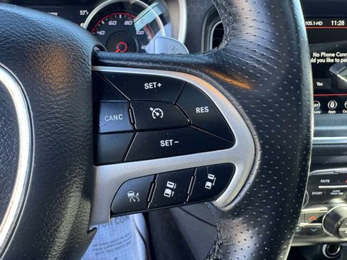 Used 2018 Dodge Charger GT image 15