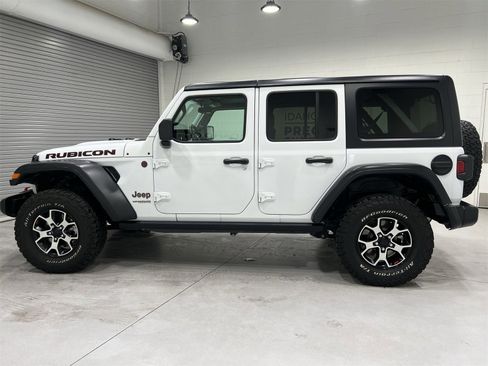 Used 2021 Jeep Wrangler Unlimited Rubicon w/ Cold Weather Group image 5