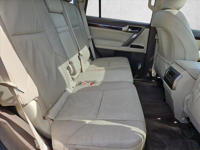 Used 2014 Lexus GX 460 w/ Premium Package AWD/4WD image 22