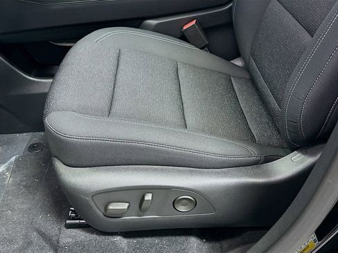 New 2025 Chevrolet Traverse LT image 20