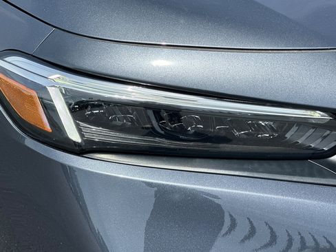 Used 2023 Honda Civic LX image 11