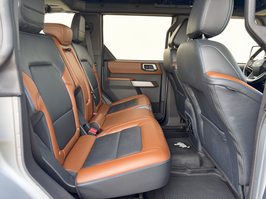 Certified 2023 Ford Bronco Outer Banks AWD/4WD image 29