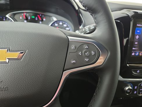 Certified 2023 Chevrolet Traverse LT FWD image 17